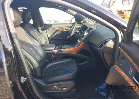 2020 Lincoln Nautilus Reserve z USA, uszkodzony, nr VIN 2LMPJ6K91LBL24457